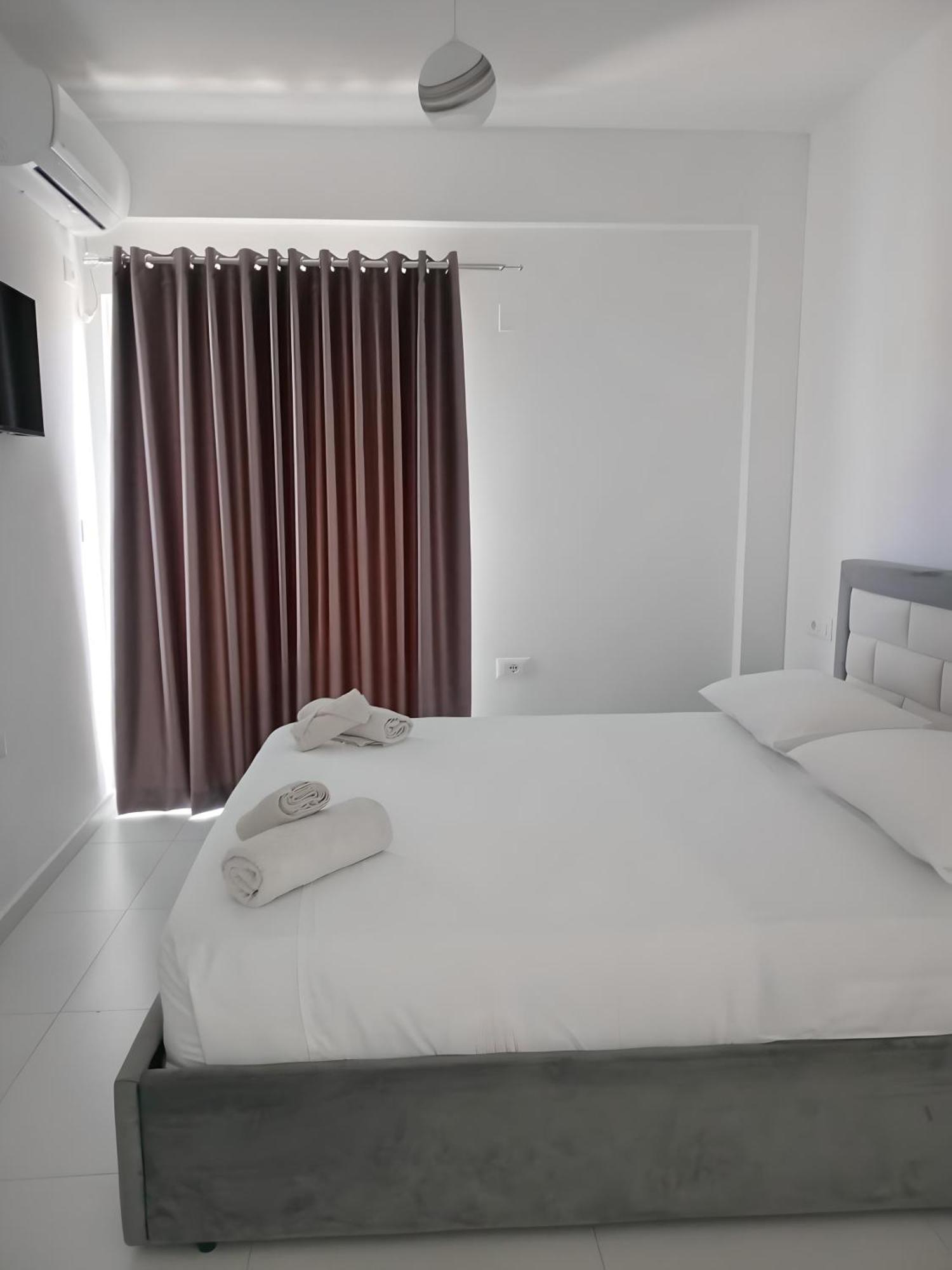 Ida Apartments Sarandë Exterior foto